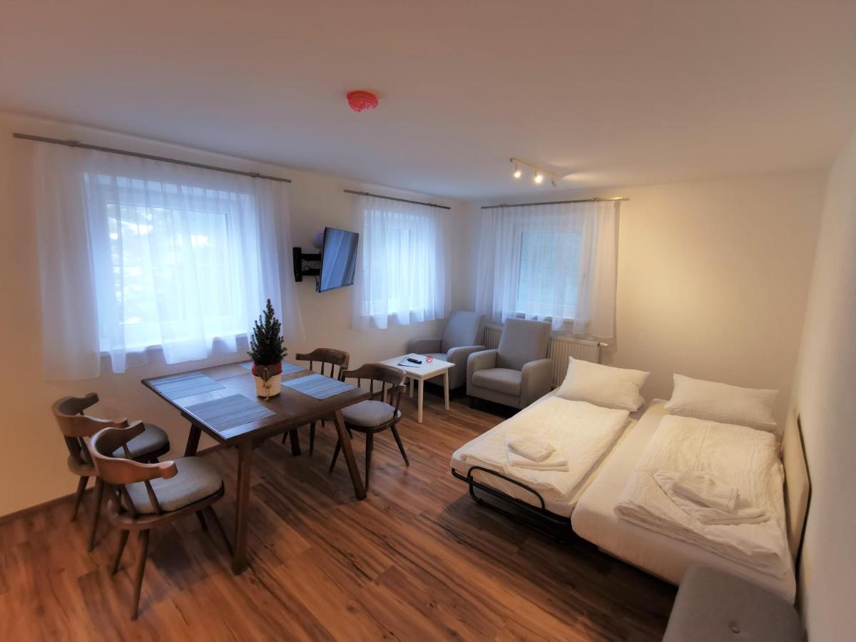 Apartments Haus Schoen - Preise Inclusive Pitztal Sommer Card แยร์สเซินส์ ภายนอก รูปภาพ
